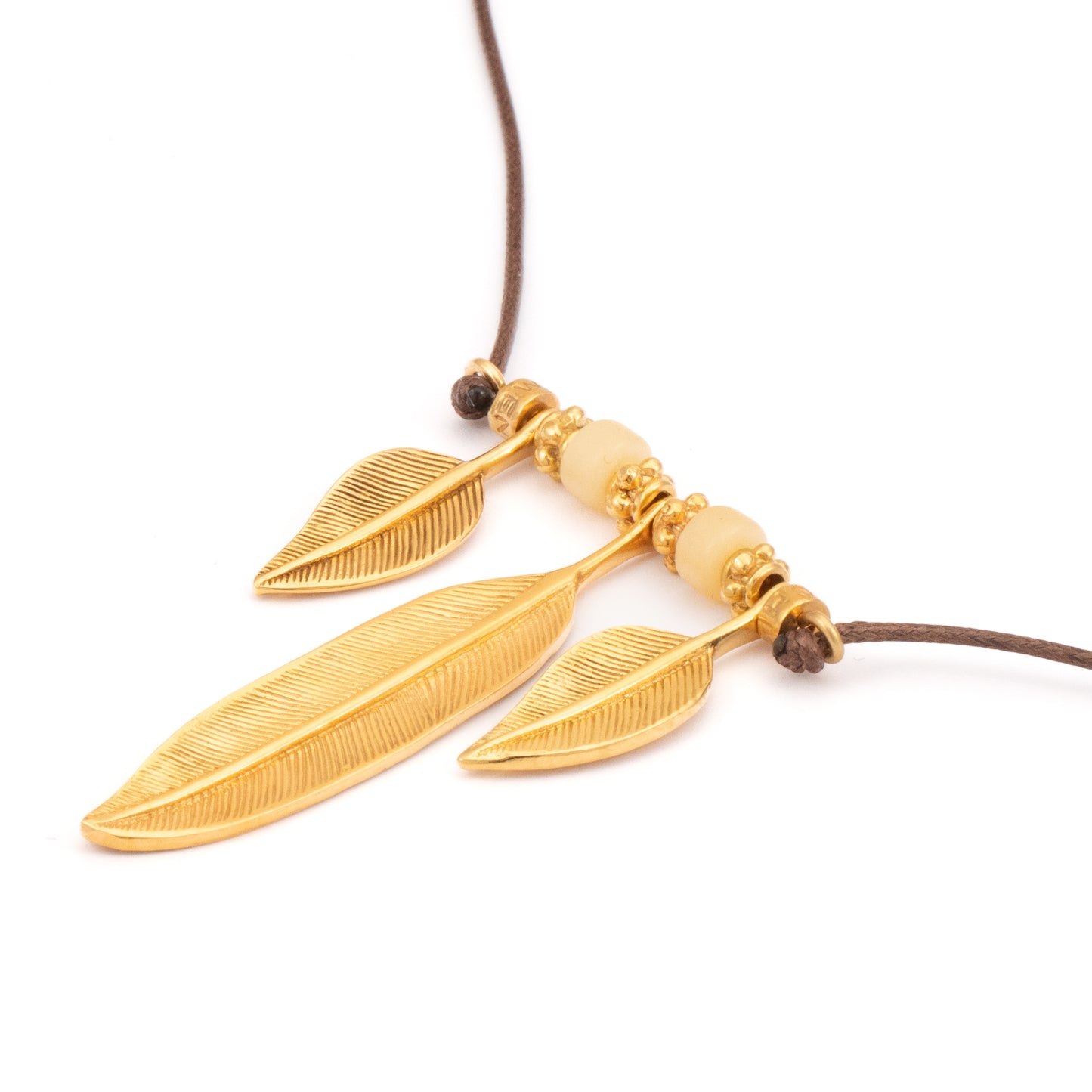 COLGANTE HILO ENCERADO PLUMA GRANDE, PLUMA PEQUEÑA Y ASTA