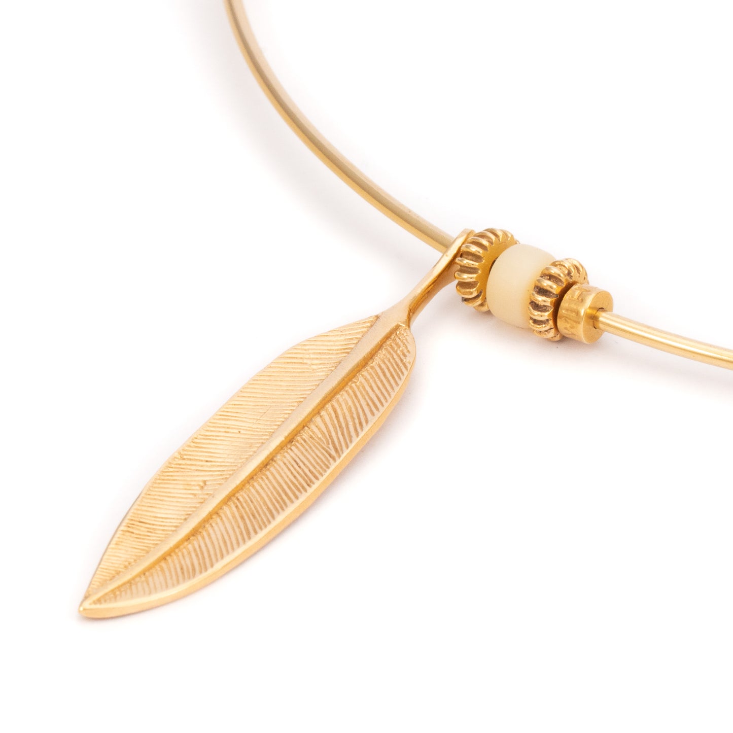 GARGANTILLA 1.5MM PLUMA GRANDE Y ASTA