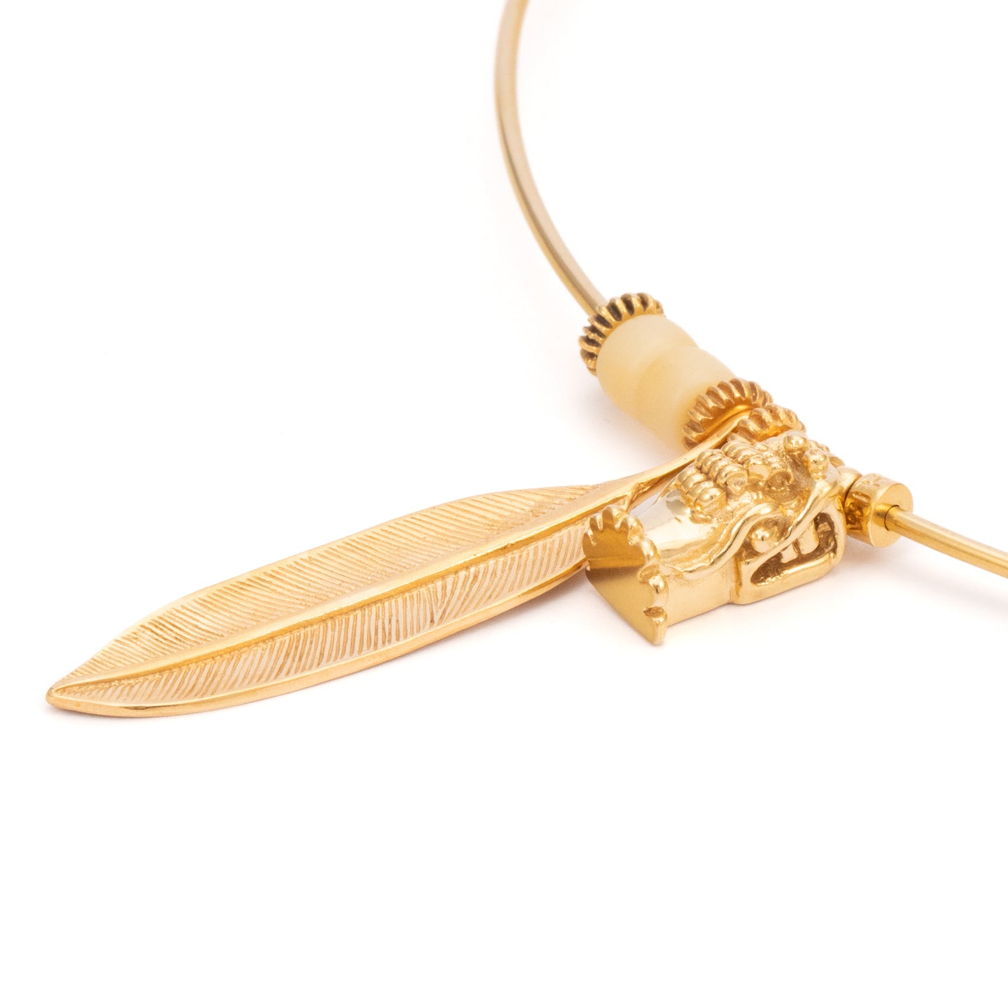 GARGANTILLA 1.5 MM PLUMA GRANDE, DRAGON Y ASTA